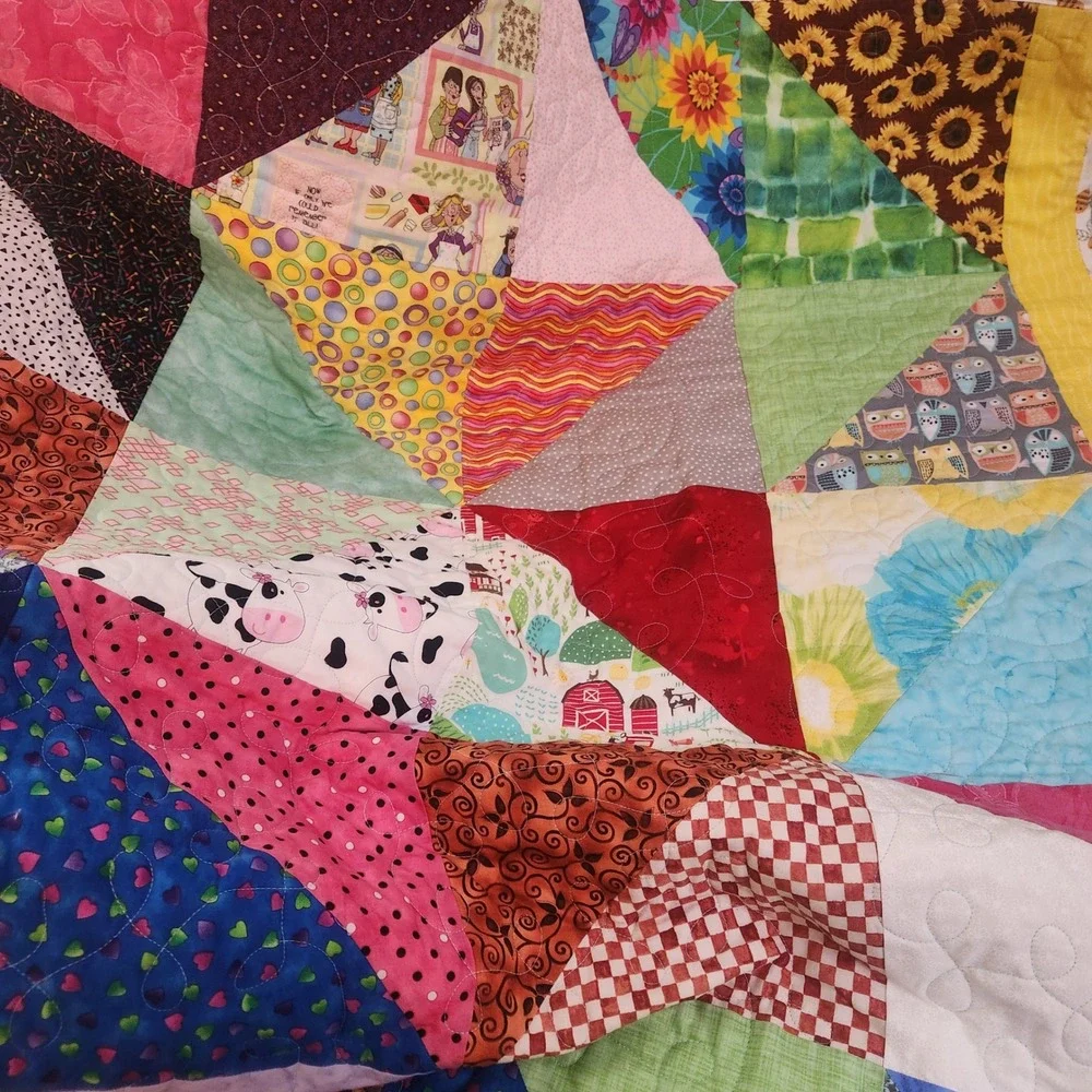 Handmade Patchwork Baby Quilt 41x55 Bee Print Cotton Reversible Nursery Decor